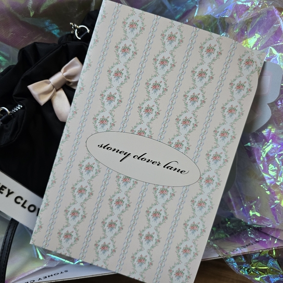 Convertible Crossbody Bag - Picture 5 of 10